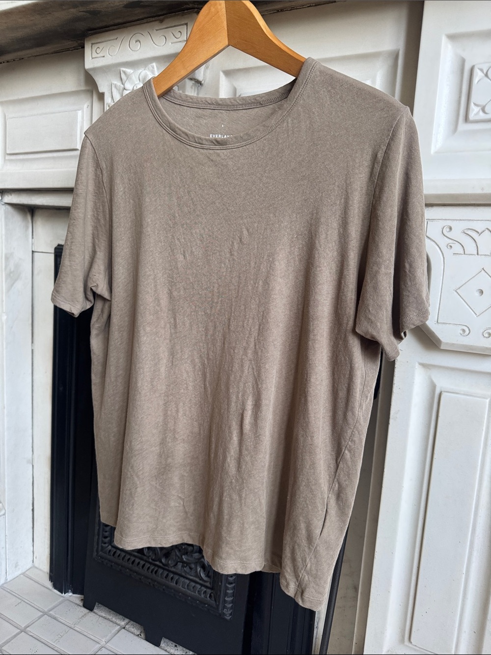 Everlane Air Tee - Picture 5 of 14